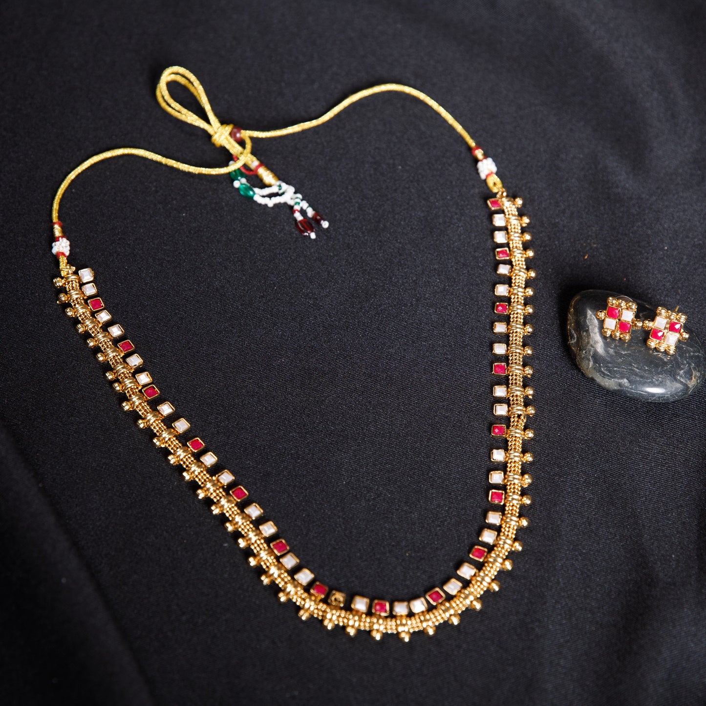 Classic Ruby and Pearl Minimal Temple Necklace Set