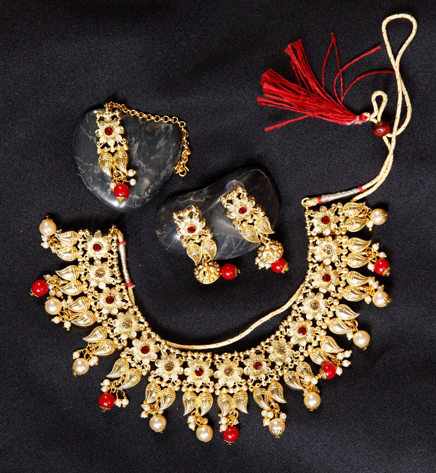 Antique Gold Floral Statement Necklace Set with Maang Tikka