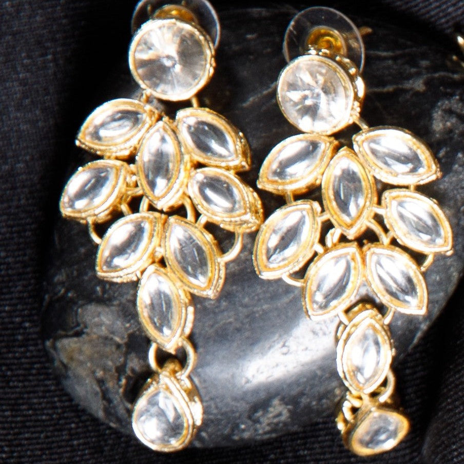 Kundan Beads Choker Set with Matching Earrings & Maang Tikka