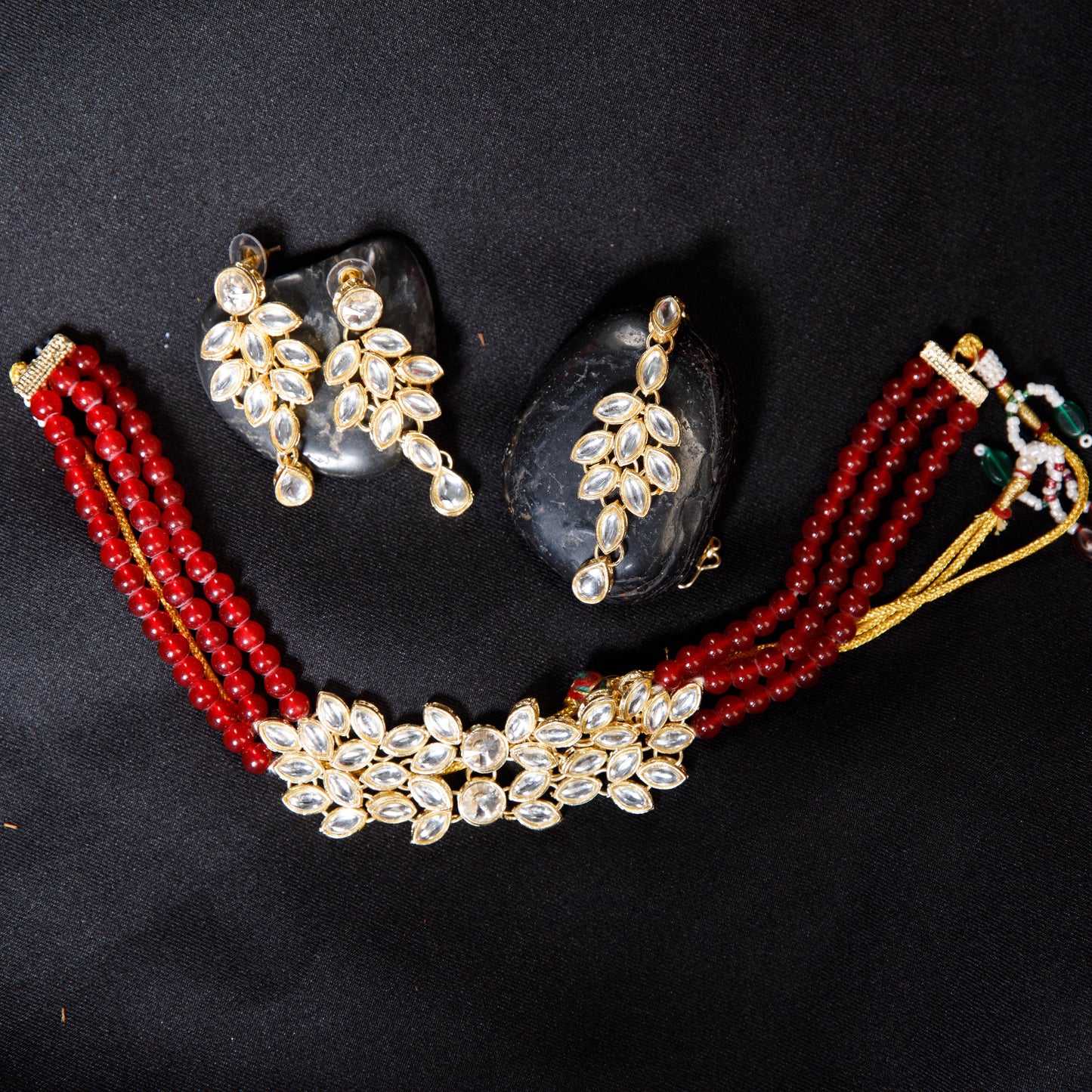 Kundan Beads Choker Set with Matching Earrings & Maang Tikka