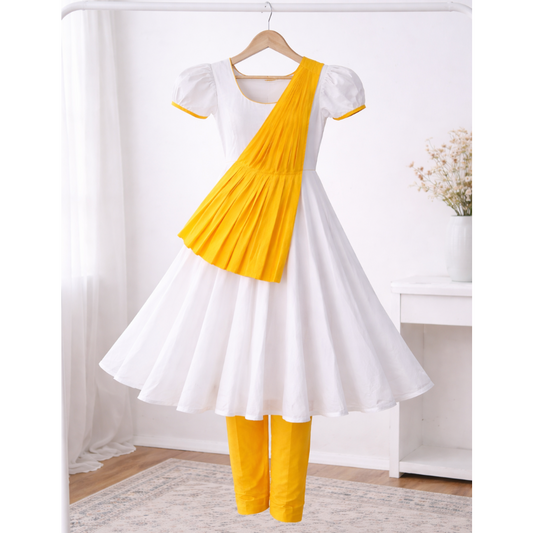 Sarva Kathak Uniform – Readymade (Exclusive for Sarva Fine Arts Students)