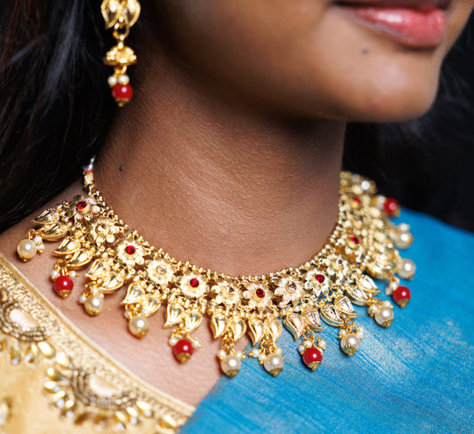 Antique Gold Floral Statement Necklace Set with Maang Tikka