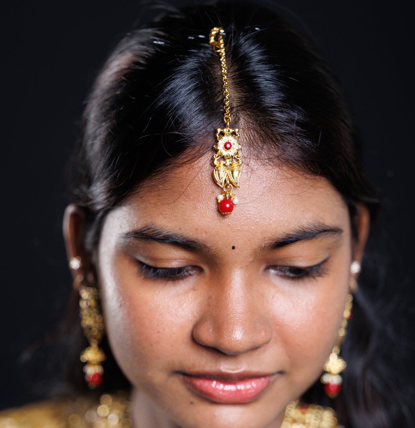 Antique Gold Floral Statement Necklace Set with Maang Tikka