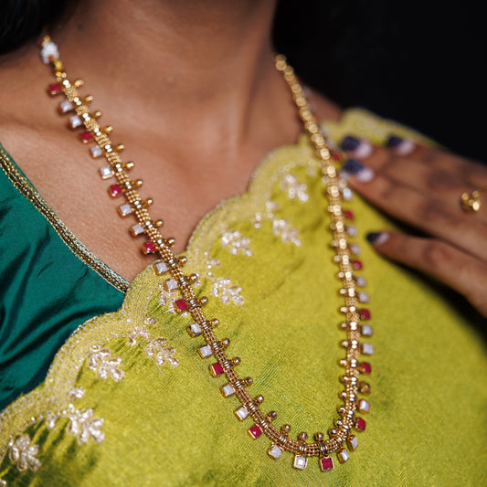 Classic Ruby and Pearl Minimal Temple  Necklace Set