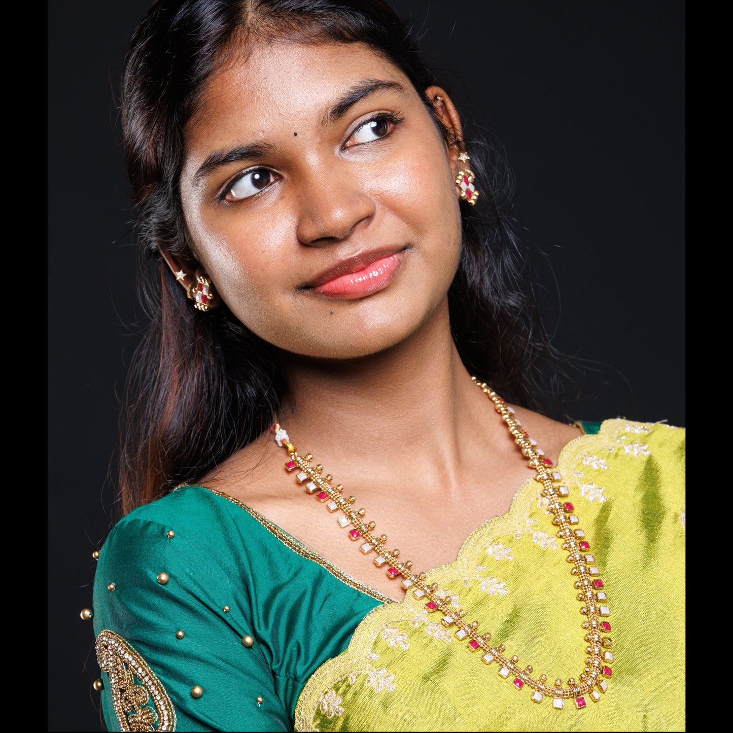 Classic Ruby and Pearl Minimal Temple  Necklace Set